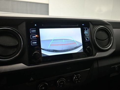 Used 2019 Toyota Tacoma TRD Sport RWD image 15