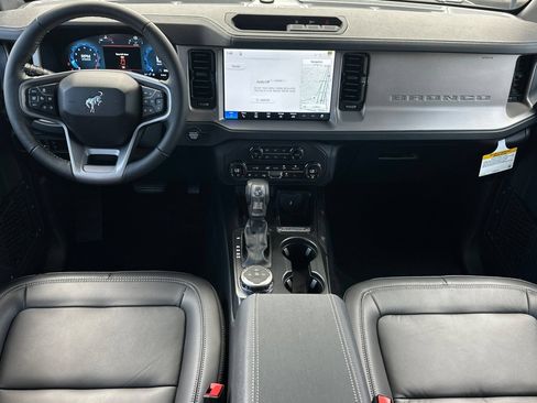 New 2026 Ford Bronco Outer Banks AWD/4WD image 12
