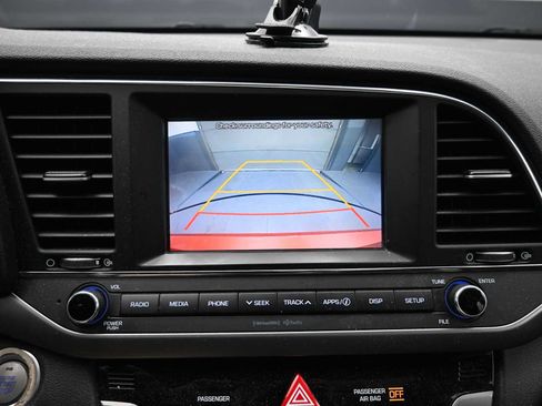 Used 2017 Hyundai Elantra Value Edition image 15