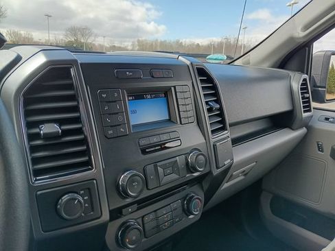 Used 2018 Ford F150 XLT AWD/4WD image 10