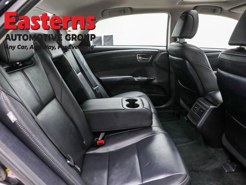 Used 2018 Toyota Avalon XLE Premium image 21