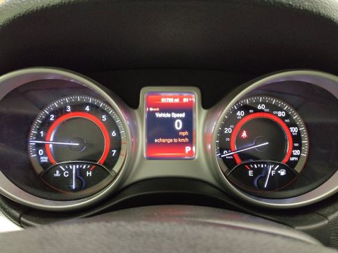 Used 2019 Dodge Journey SE w/ Blacktop Package FWD image 23