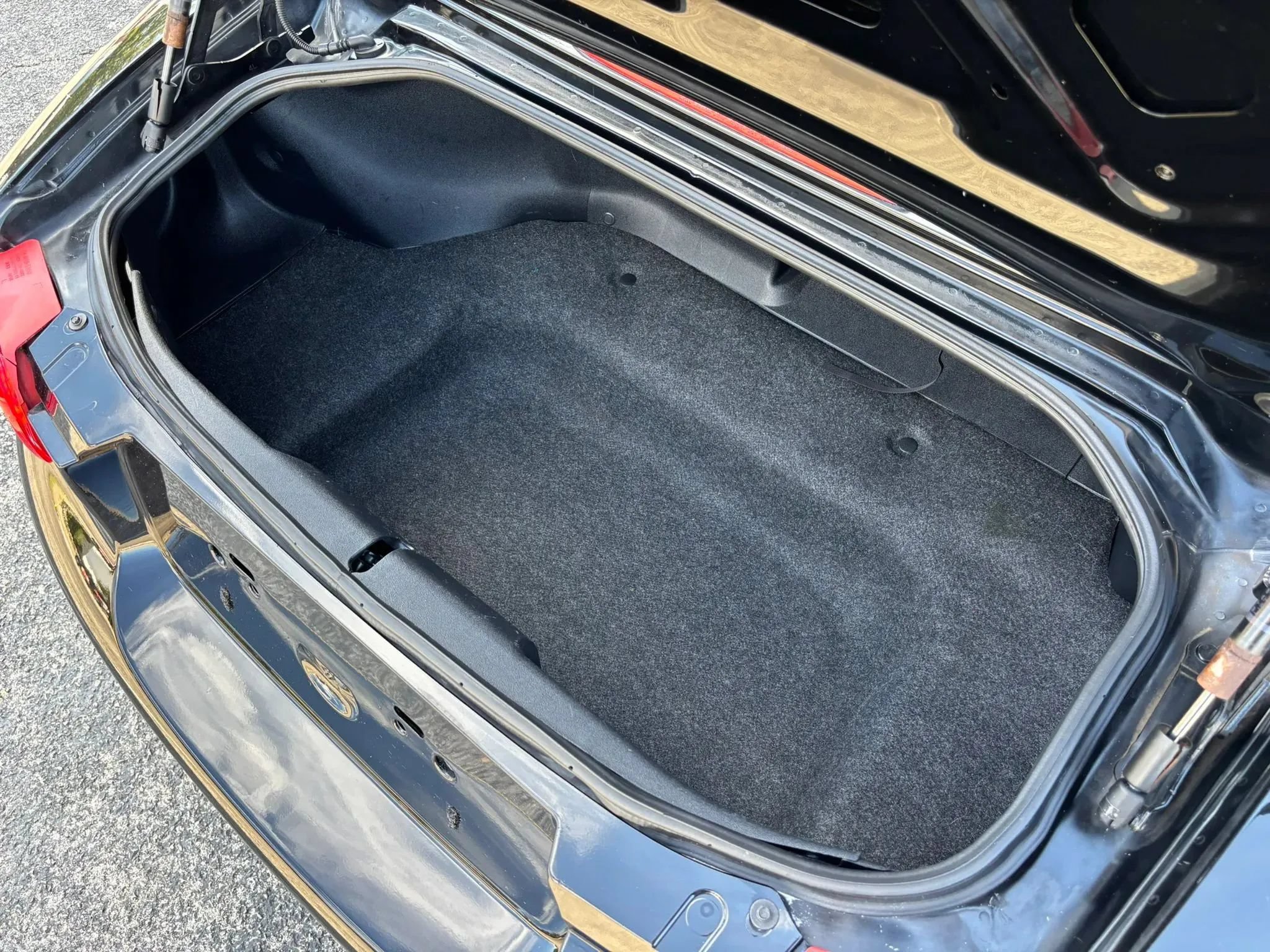 Used 2012 MAZDA MX-5 Miata Sport RWD image 44