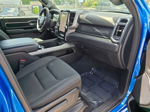 Used 2025 RAM 1500 Big Horn AWD/4WD image 38