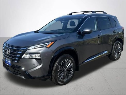 New 2026 Nissan Rogue Platinum w/ Platinum Premium Package AWD/4WD image 2
