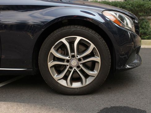 Used 2017 Mercedes-Benz C 300 4MATIC Sedan w/ Premium 1 Package image 4