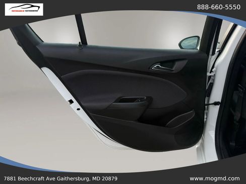 Used 2019 Chevrolet Cruze LT w/ Convenience Package FWD image 33