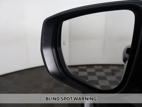 Used 2023 Jeep Grand Cherokee Laredo AWD/4WD image 5