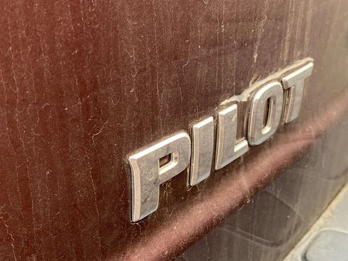 Used 2011 Honda Pilot LX image 8