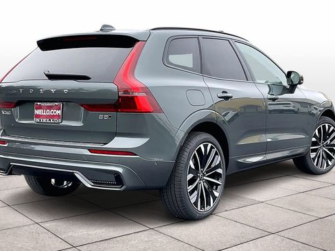 New 2026 Volvo XC60 B5 Ultra w/ Climate Package PRO image 4