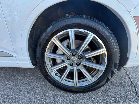Used 2018 Audi Q7 3.0T Prestige w/ Prestige Package image 40