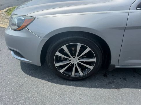 Used 2014 Chrysler 200 Touring w/ 200 S Group FWD image 23