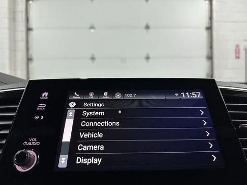 Used 2025 Honda Passport EX-L image 31