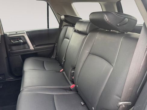 Used 2022 Toyota 4Runner TRD Sport AWD/4WD image 13