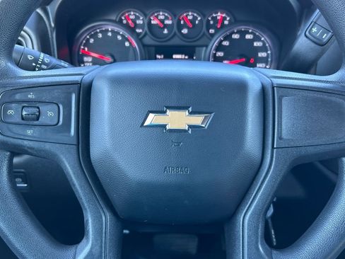 Used 2021 Chevrolet Silverado 1500 Custom image 10