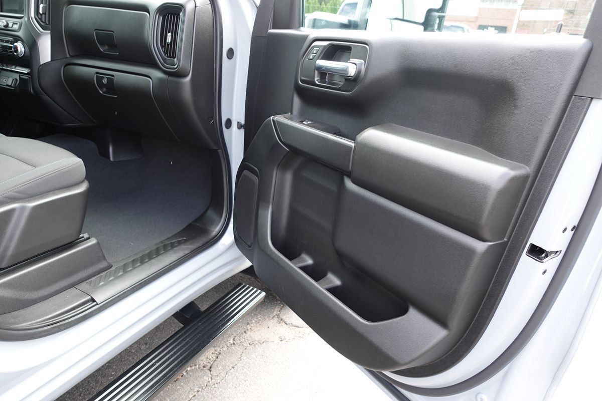 Used 2024 GMC Sierra 1500 Pro w/ Graphite Edition AWD/4WD image 31