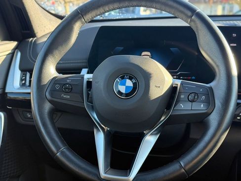 Used 2025 BMW X1 xDrive28i image 21