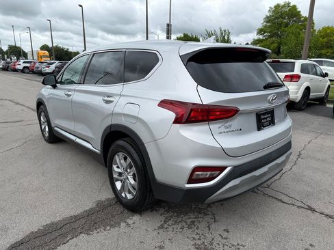 Used 2019 Hyundai Santa Fe SEL AWD/4WD image 5