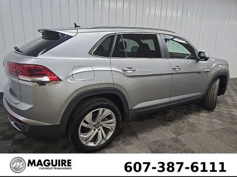 Used 2020 Volkswagen Atlas Cross Sport SEL FWD image 3