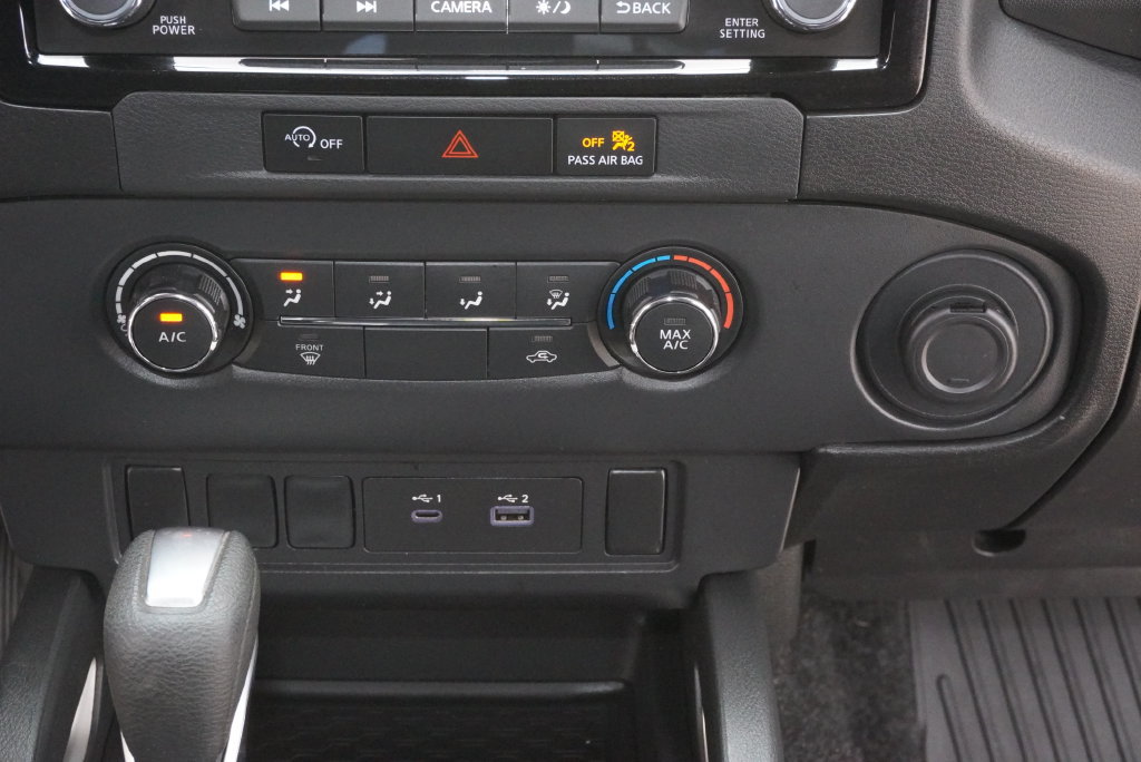 Used 2024 Nissan Frontier SV RWD image 16