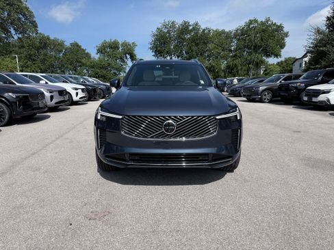 Certified 2026 Volvo XC90 B6 Plus AWD/4WD image 8
