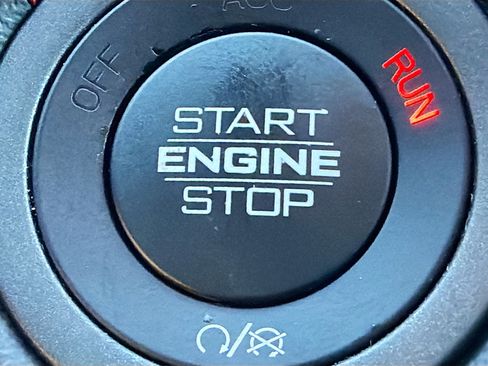 Used 2024 Dodge Durango GT image 37