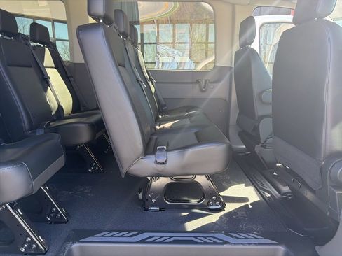 New 2026 Ford Transit 350 148 Medium Roof Wagon AWD image 22