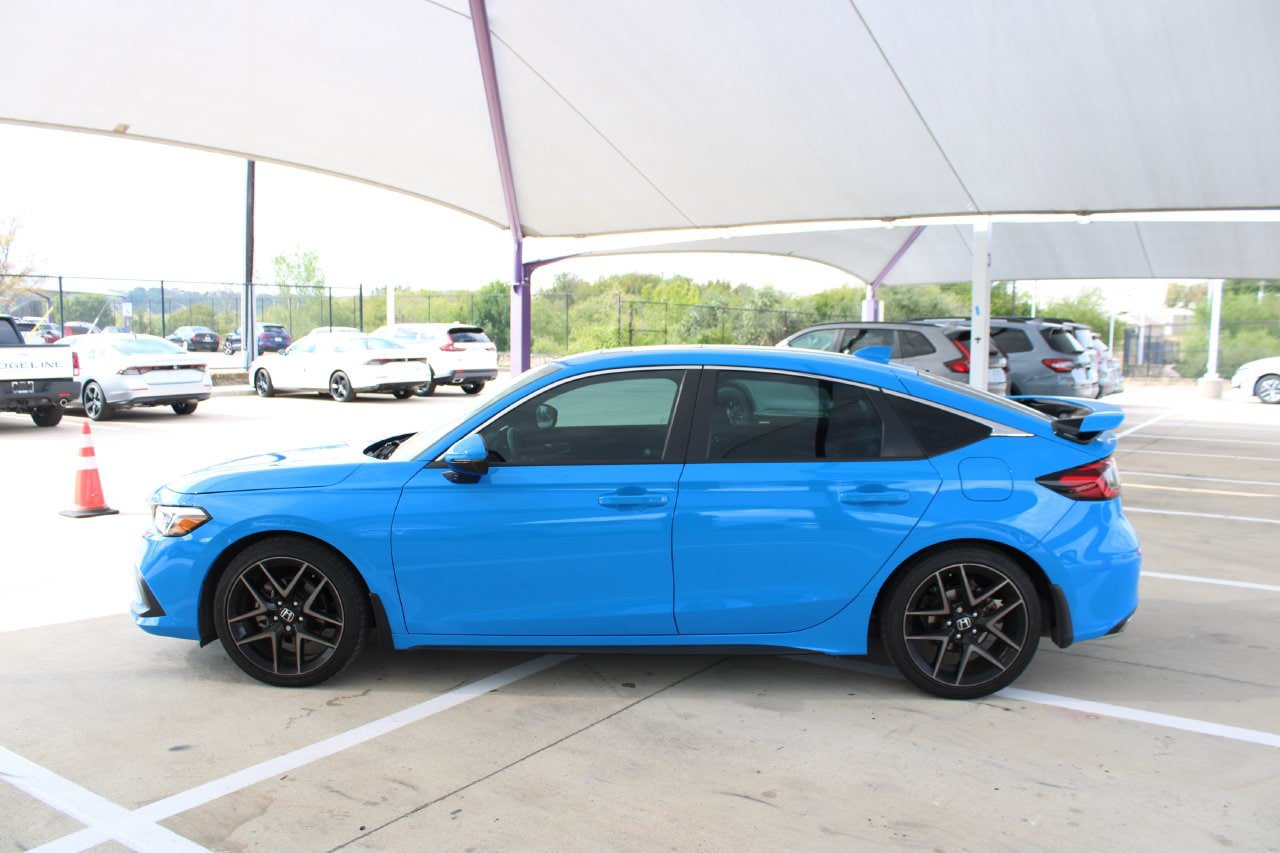 Used 2024 Honda Civic Sport Touring image 2