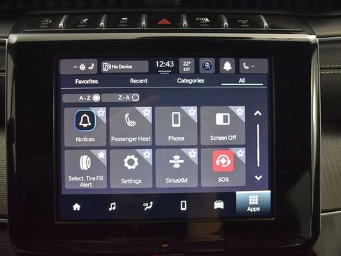 Used 2024 Jeep Grand Cherokee L Laredo image 30