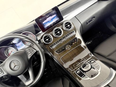 Used 2017 Mercedes-Benz C 300 4MATIC Sedan image 59