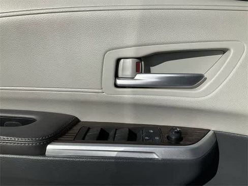 Certified 2023 Toyota Sienna XLE image 14