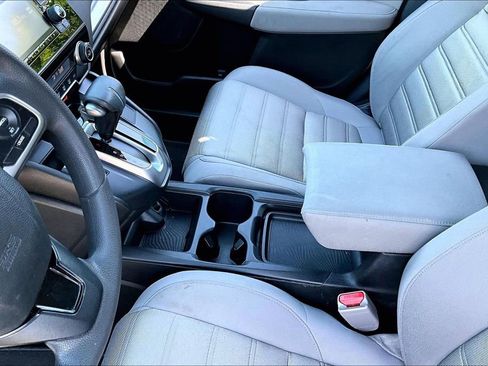 Used 2017 Honda CR-V LX image 13