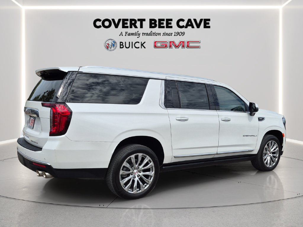 Used 2023 GMC Yukon XL Denali w/ Max Trailering Package AWD/4WD image 7