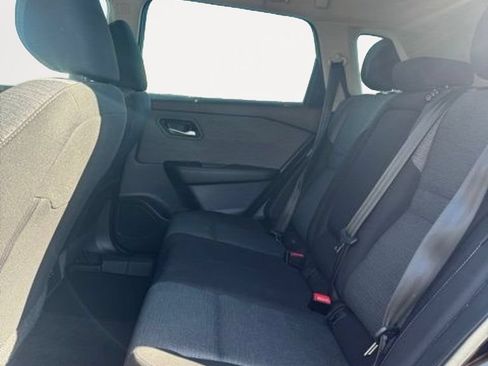 Used 2023 Nissan Rogue SV AWD/4WD image 20