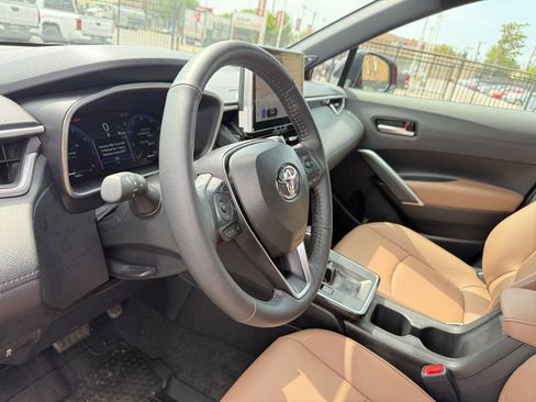 Certified 2026 Toyota Corolla Cross XLE w/ Convenience Package AWD/4WD image 31