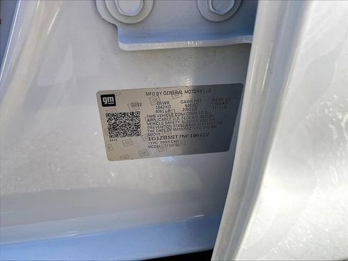 Certified 2022 Chevrolet Malibu LS FWD image 21