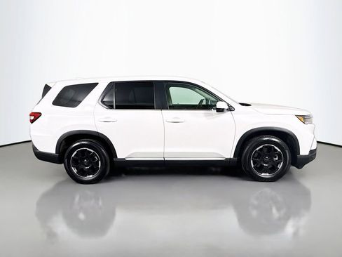Certified 2025 Honda Pilot EX-L image 8