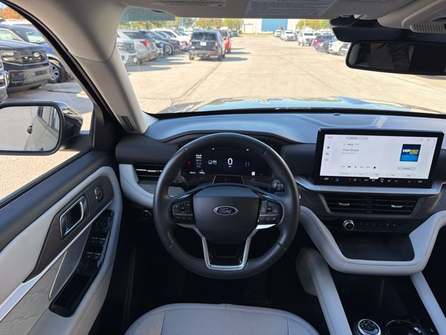 Used 2026 Ford Explorer Platinum w/ LUX Leather Package AWD/4WD image 18