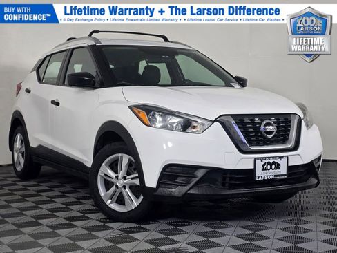 Used 2019 Nissan Kicks S w/ Exterior Package image 1