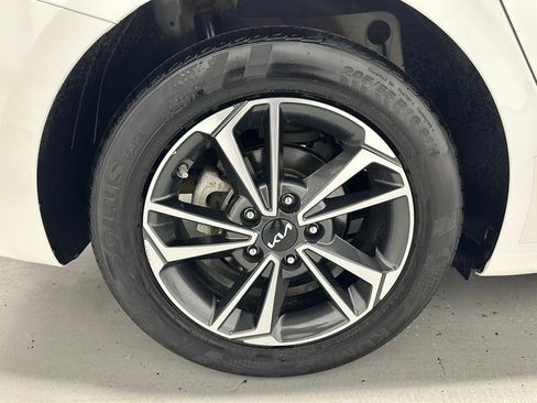 Used 2024 Kia Forte LXS image 59