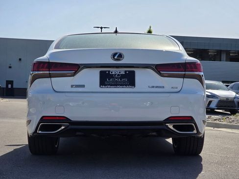 Used 2018 Lexus LS 500 F Sport w/ Accessory Package (Z2) AWD/4WD image 30