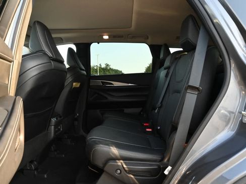 Used 2023 INFINITI QX60 Luxe AWD/4WD image 19