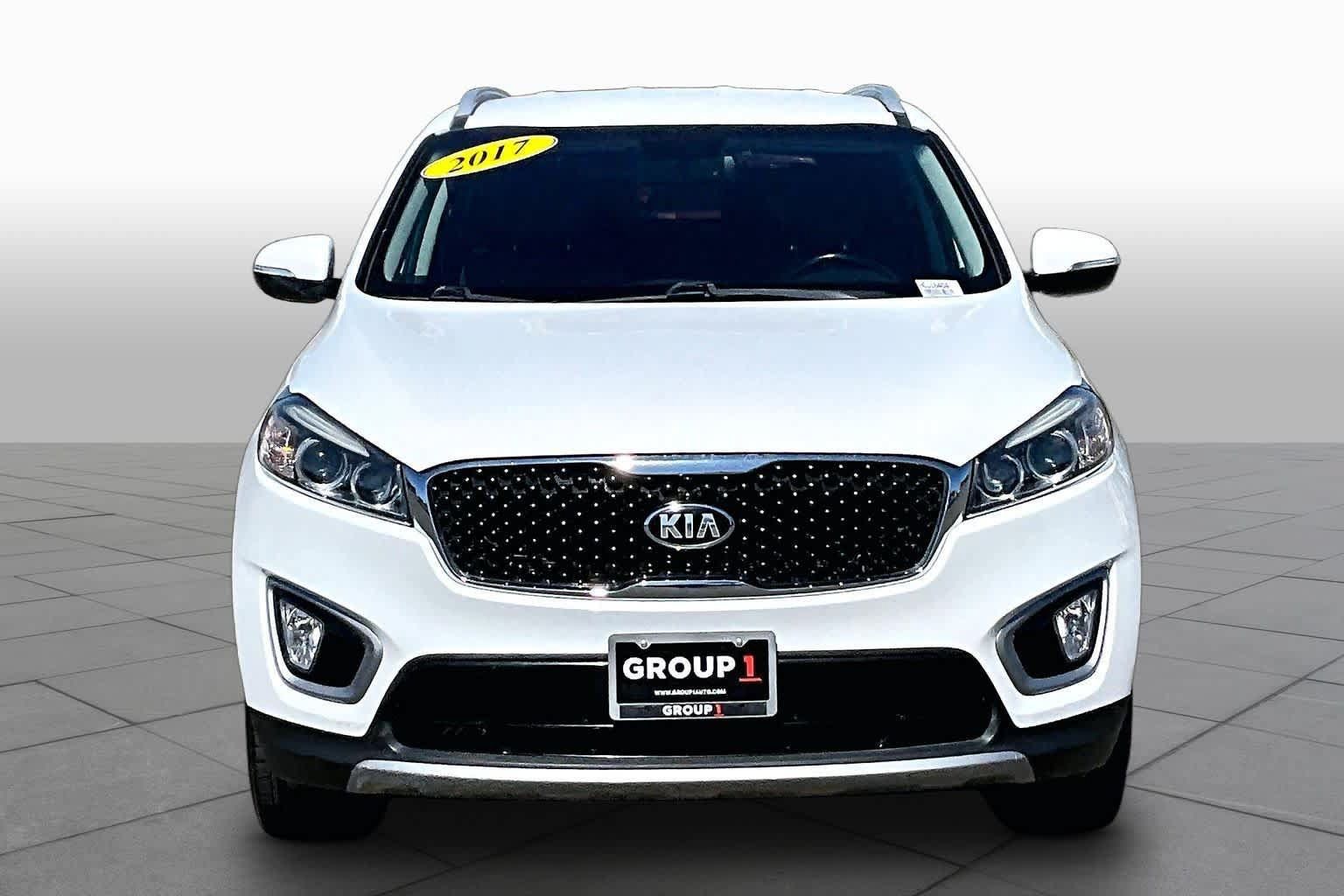 Used 2017 Kia Sorento EX FWD image 3