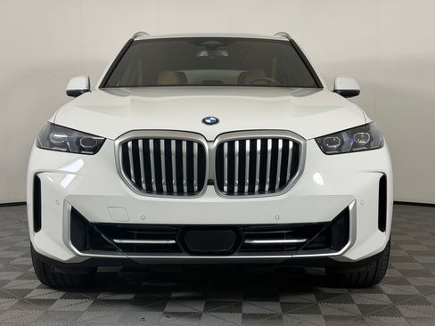 Used 2025 BMW X5 xDrive40i w/ Premium Package AWD/4WD image 6