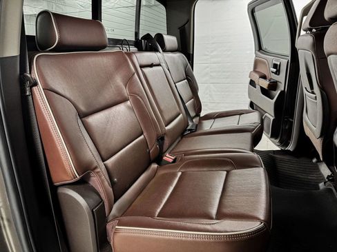 Used 2014 Chevrolet Silverado 1500 High Country w/ High Country Premium Package image 9