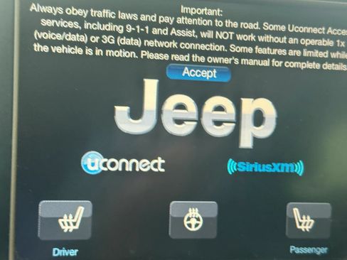 Used 2014 Jeep Grand Cherokee Limited AWD/4WD image 17