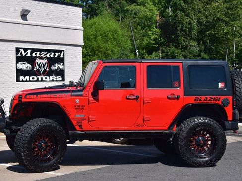Used 2018 Jeep Wrangler Unlimited Rubicon AWD/4WD image 4