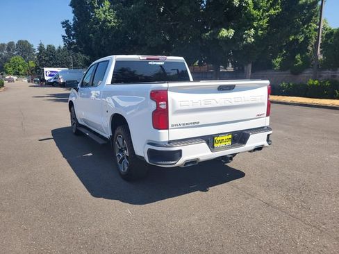 Used 2024 Chevrolet Silverado 1500 RST w/ Z71 Off-Road Package AWD/4WD image 3