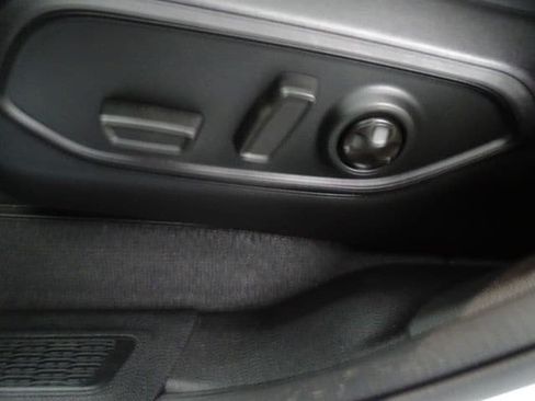 Certified 2023 Jeep Grand Cherokee 4WD 4xe image 3