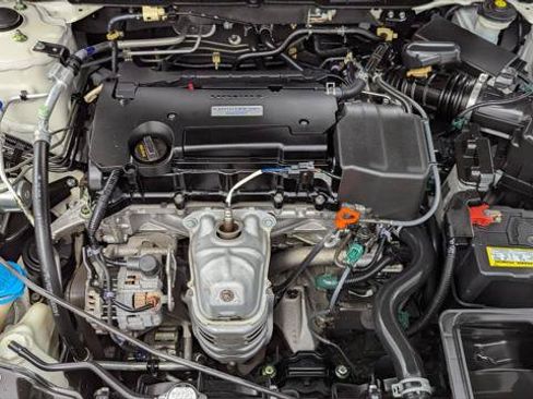 Used 2017 Honda Accord LX image 27